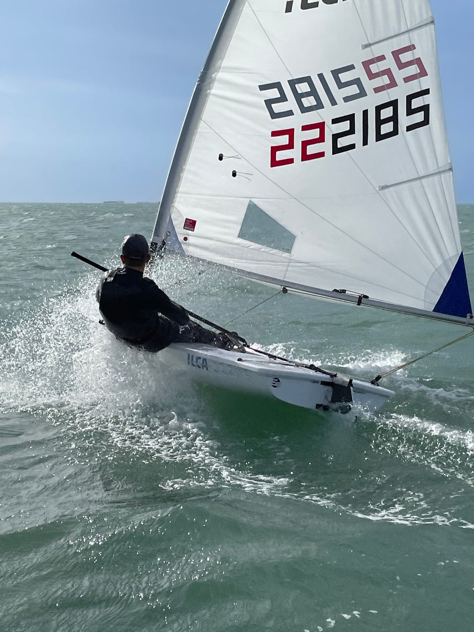 LASER/ILCA 6 FULL RACE FITOUT- COMPLETE BOAT WITH CARBON TOP AND BOTTOM SECTION (RADIAL)